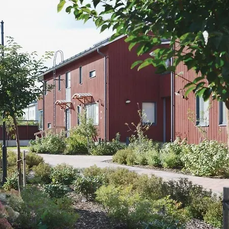 Riverside Cozy Flat In Apartmán *