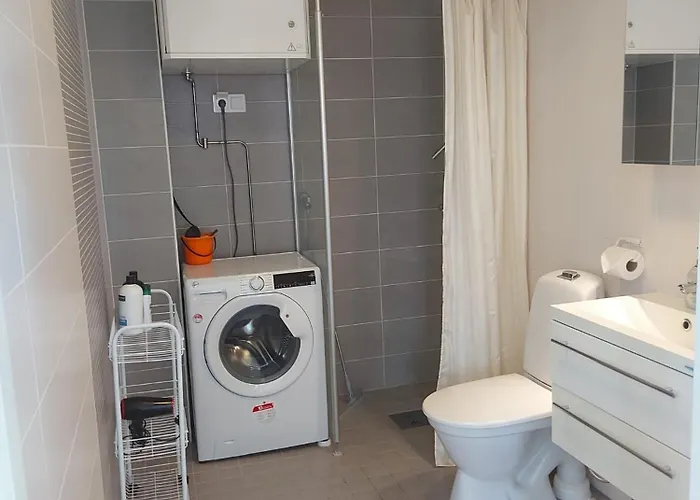 Riverside Cozy Flat In